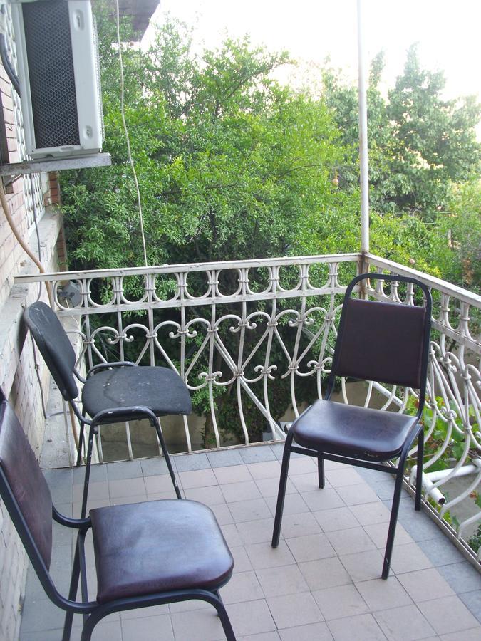 Nita Hotel Tiflis Exterior foto